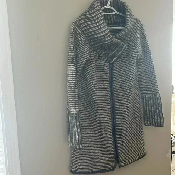 Elisabetta Franchi Jackets & Blazers - [S/M]Elisabetta Franchi Made in Italy Wool/Alpaca  WMN Gray Black Tunic Sweater